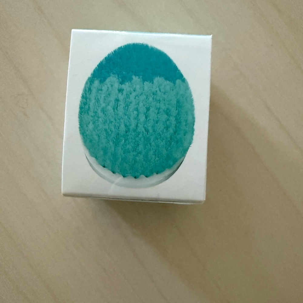 SOLD - Clinique Sonic System Deep Cleansing Replacement Brush Acne Solutions